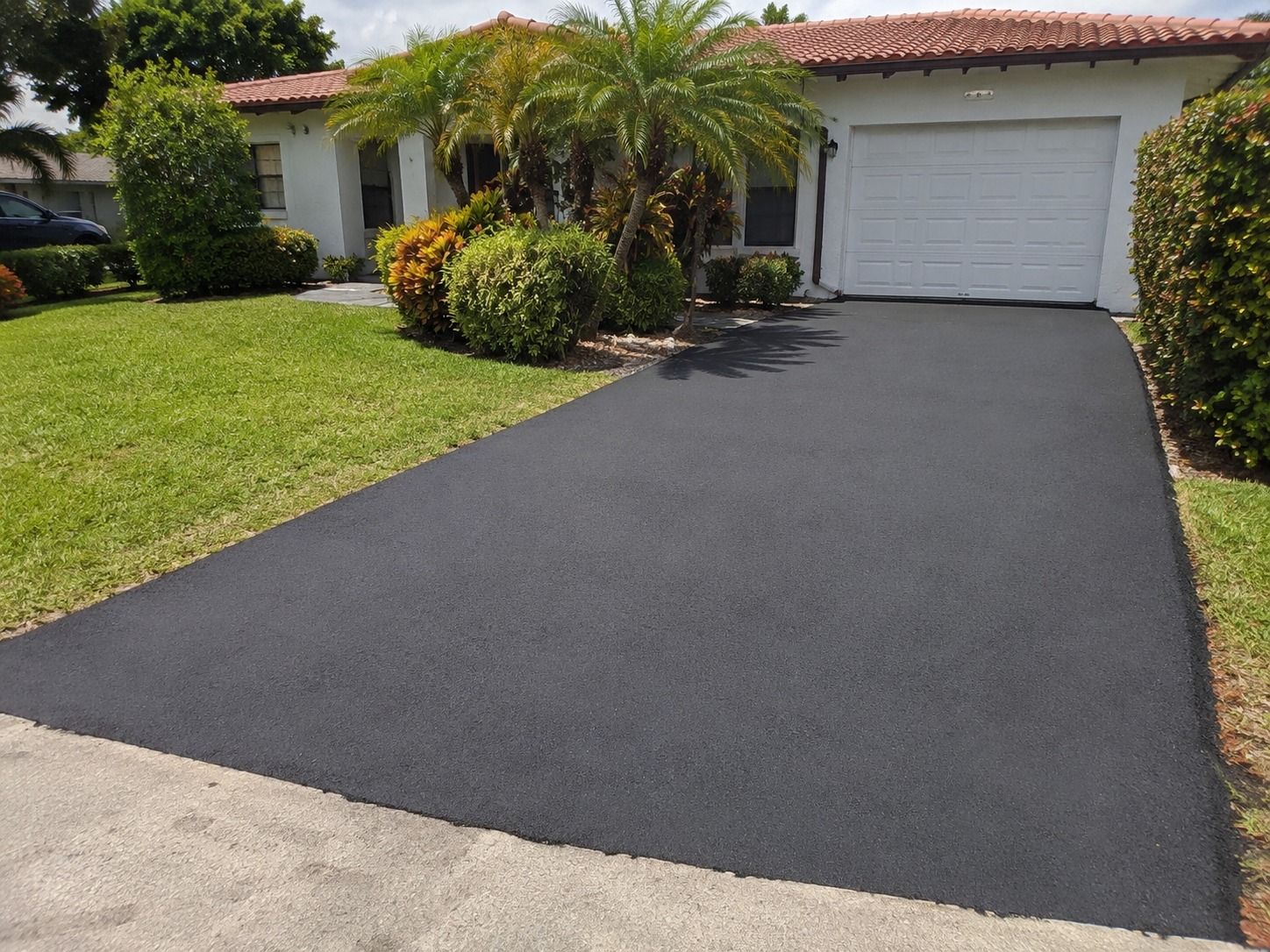 asphalt driveway resurfacing project in Miami